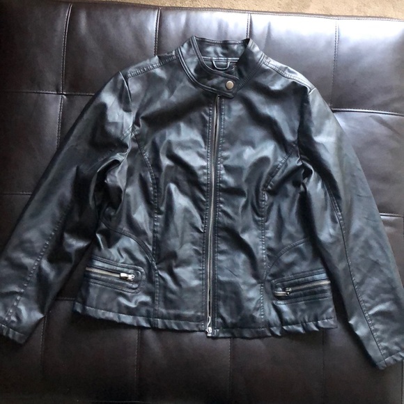 Leather jacket - Picture 1 of 4